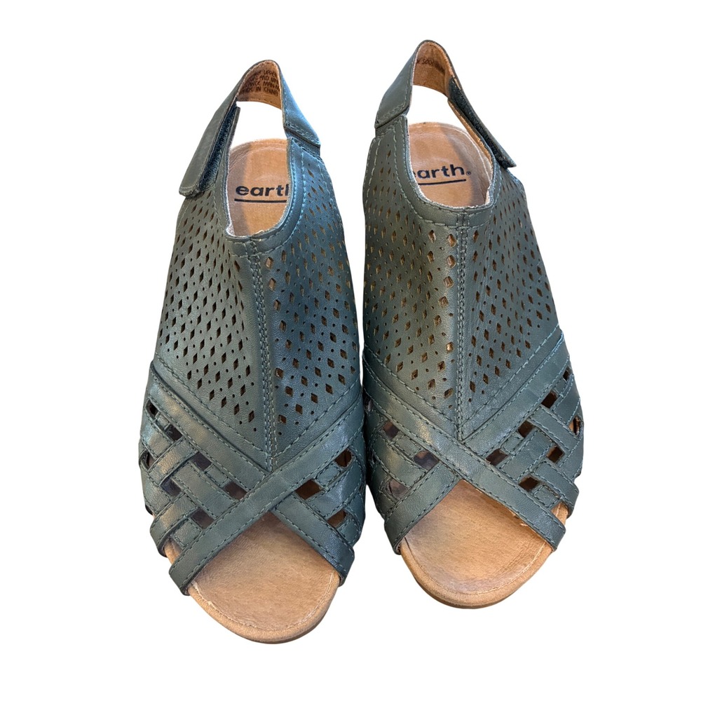 Earth Origins Wedge Sandals Womens 6.5 Blue Excellent Laser Cut Leather Shoes